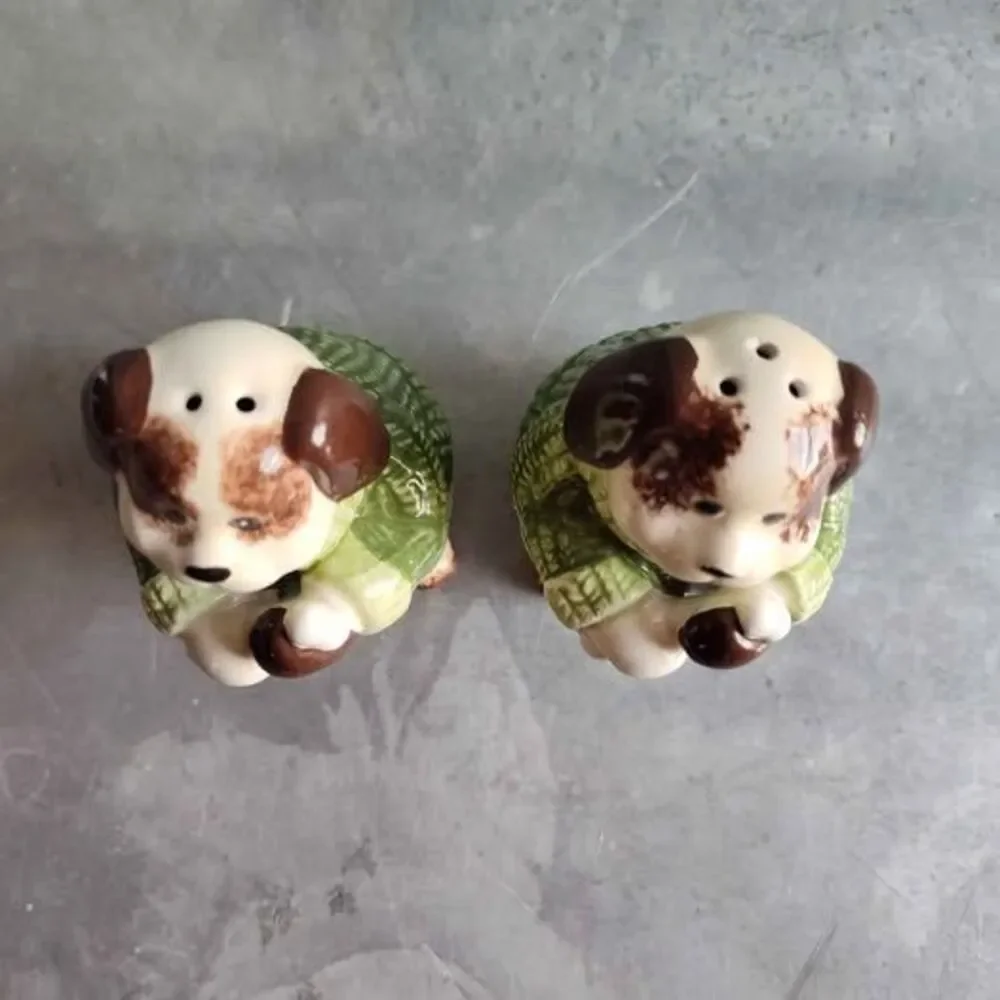GKRO salt pepper